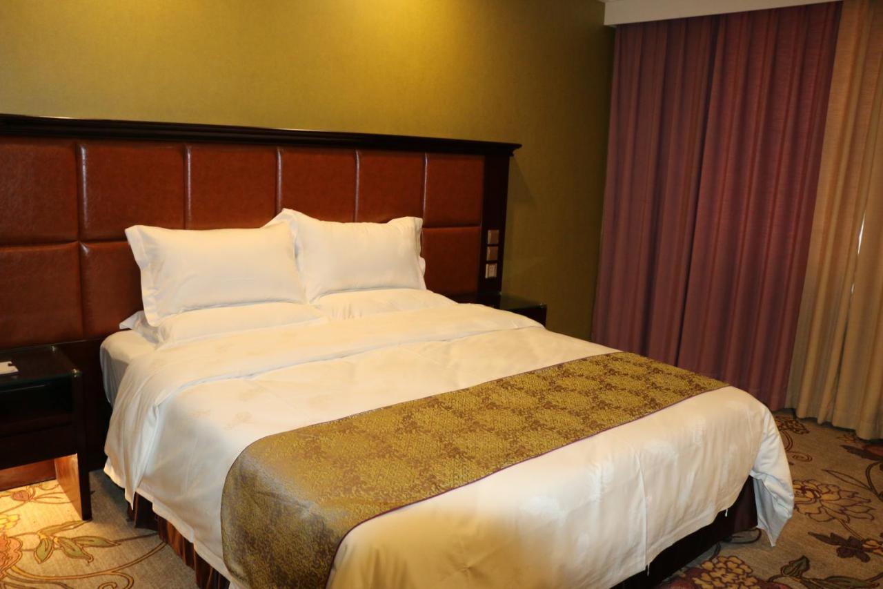 Hohhot Level Of Details Hotel Exterior foto